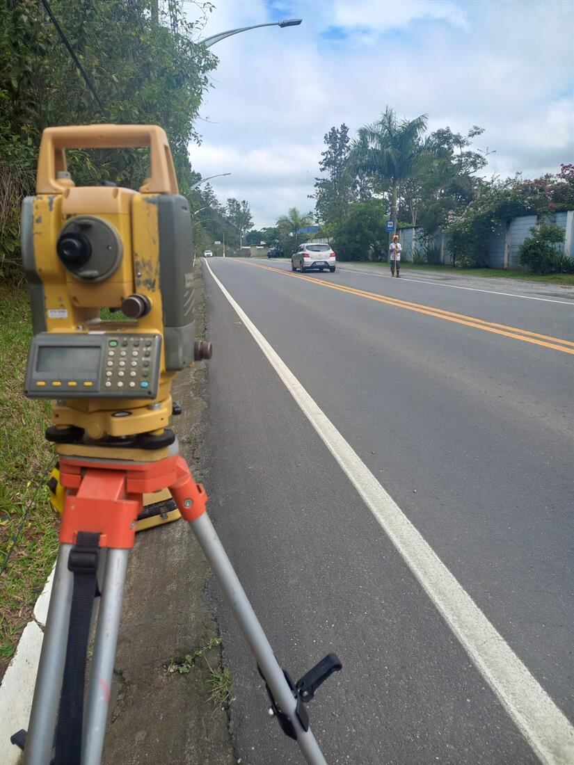 Figura 1 - Levantamento planialtimétrico cadastral | Bicudo Engenharia